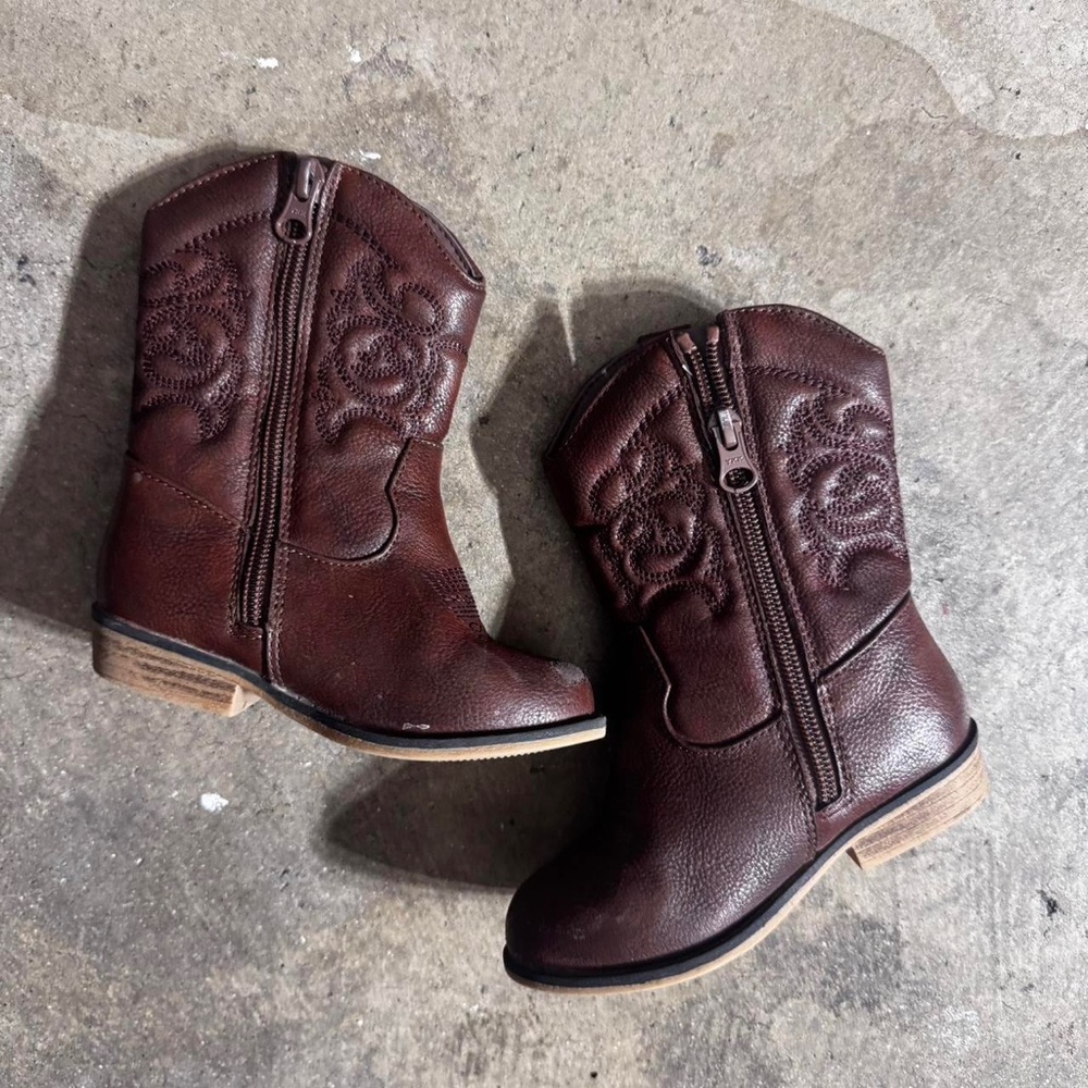 Brown leather western cowboy boots #kidswestern #cowboyboots
